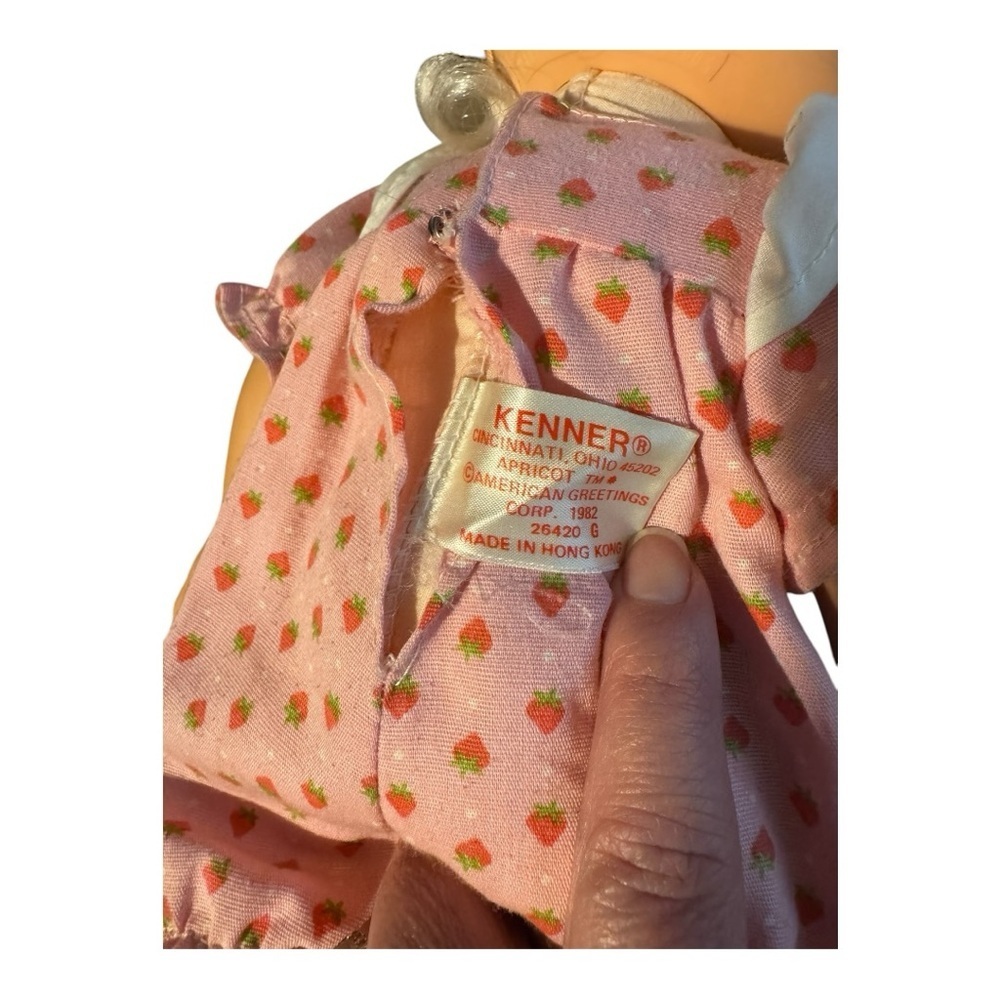 Vintage Kenner Strawberry Shortcake Dolls - Picture 5 of 6